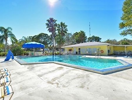 קריסטל ריבר Crystal Isles Rv Resort מראה חיצוני תמונה