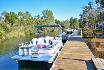 קריסטל ריבר Crystal Isles Rv Resort מראה חיצוני תמונה