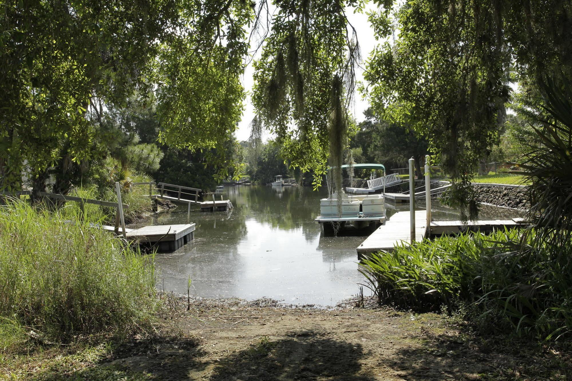 קריסטל ריבר Crystal Isles Rv Resort מראה חיצוני תמונה